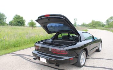 Pontiac-Firebird-1993-Hatchback-11