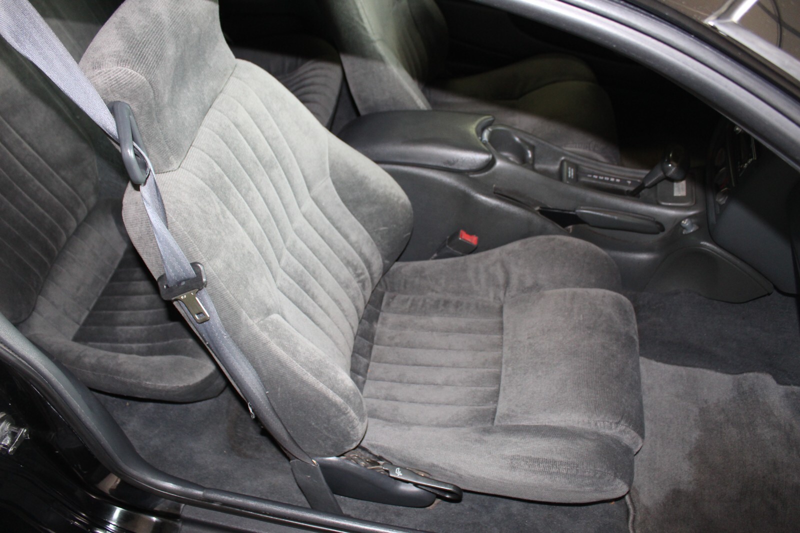 Pontiac-Firebird-1993-Hatchback-19