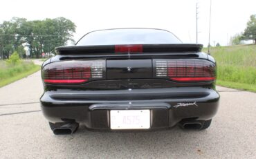 Pontiac-Firebird-1993-Hatchback-2