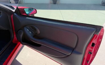 Pontiac-Firebird-1994-Coupe-12