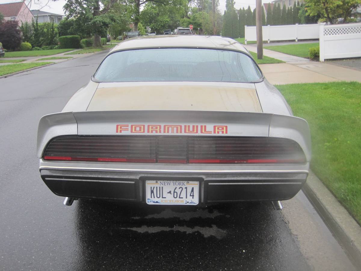 Pontiac-Firebird-formula-1979-2