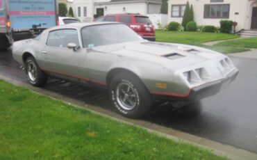 Pontiac-Firebird-formula-1979-4