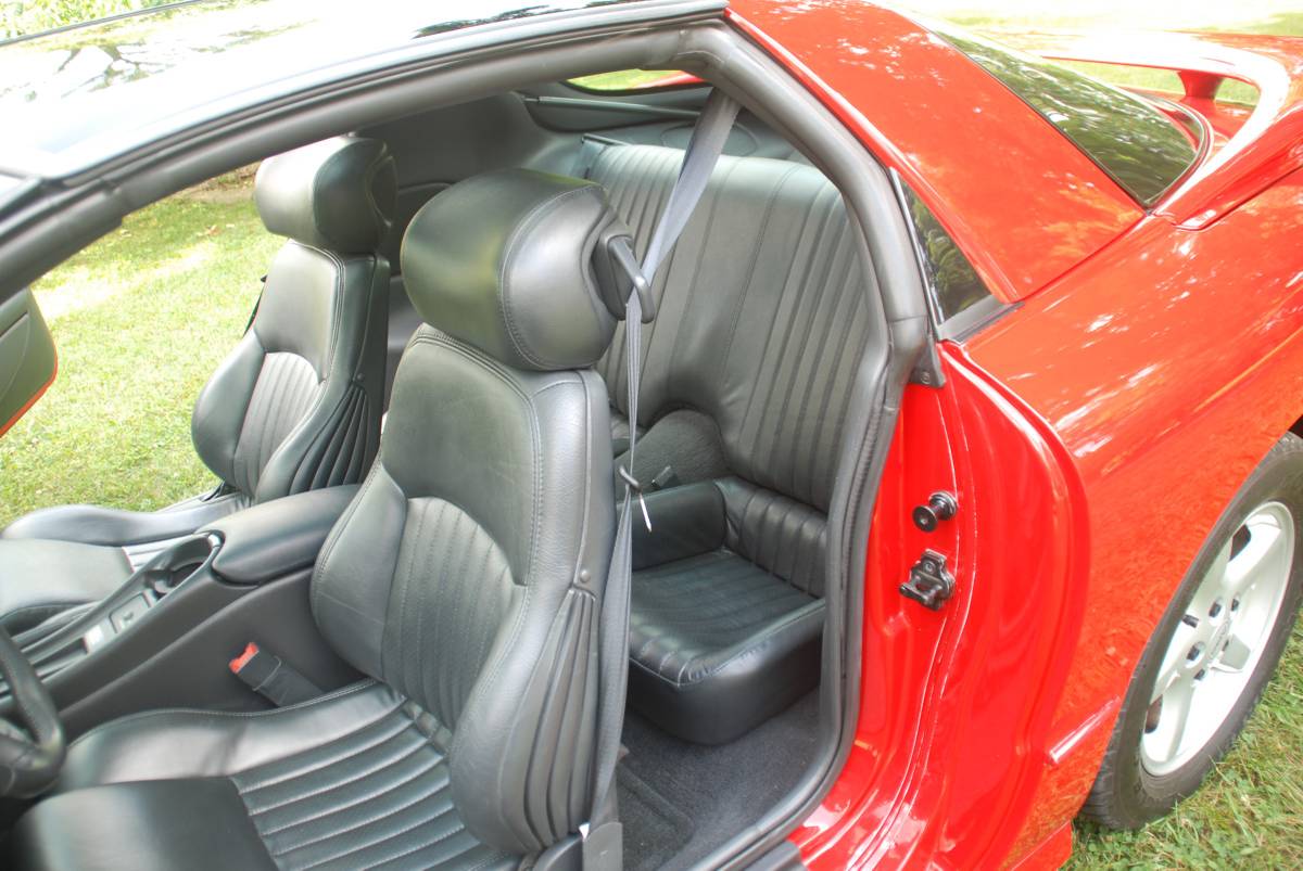 Pontiac-Firebird-trans-am-1995-red-10