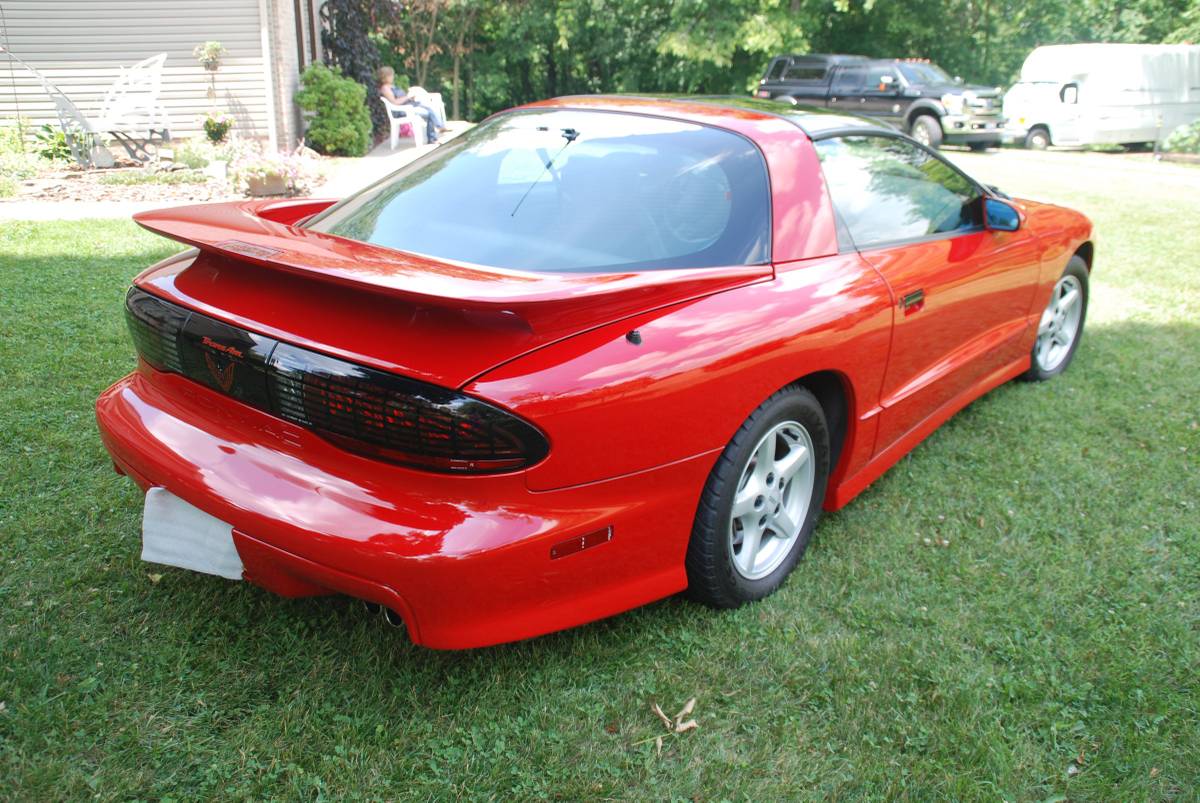Pontiac-Firebird-trans-am-1995-red-6