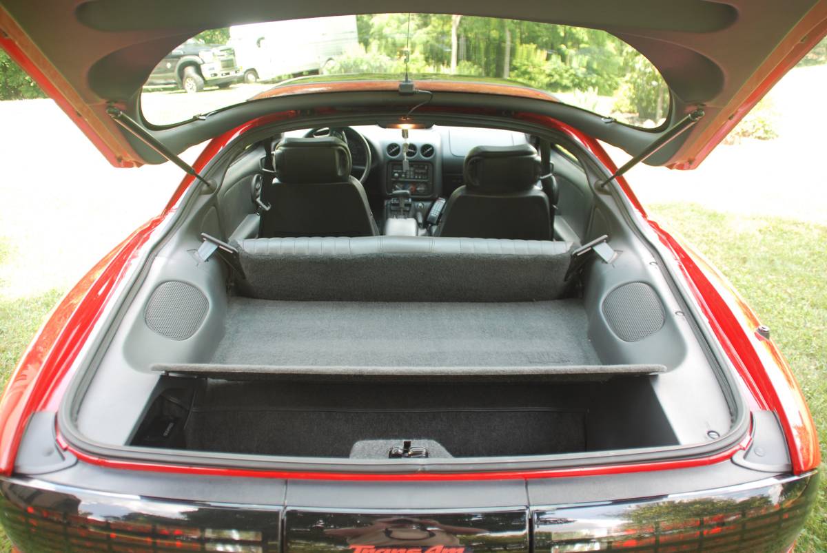 Pontiac-Firebird-trans-am-1995-red-7