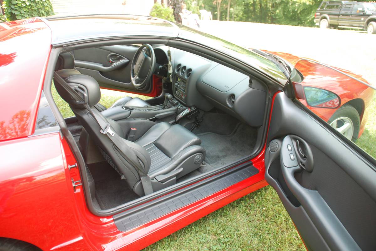 Pontiac-Firebird-trans-am-1995-red-8