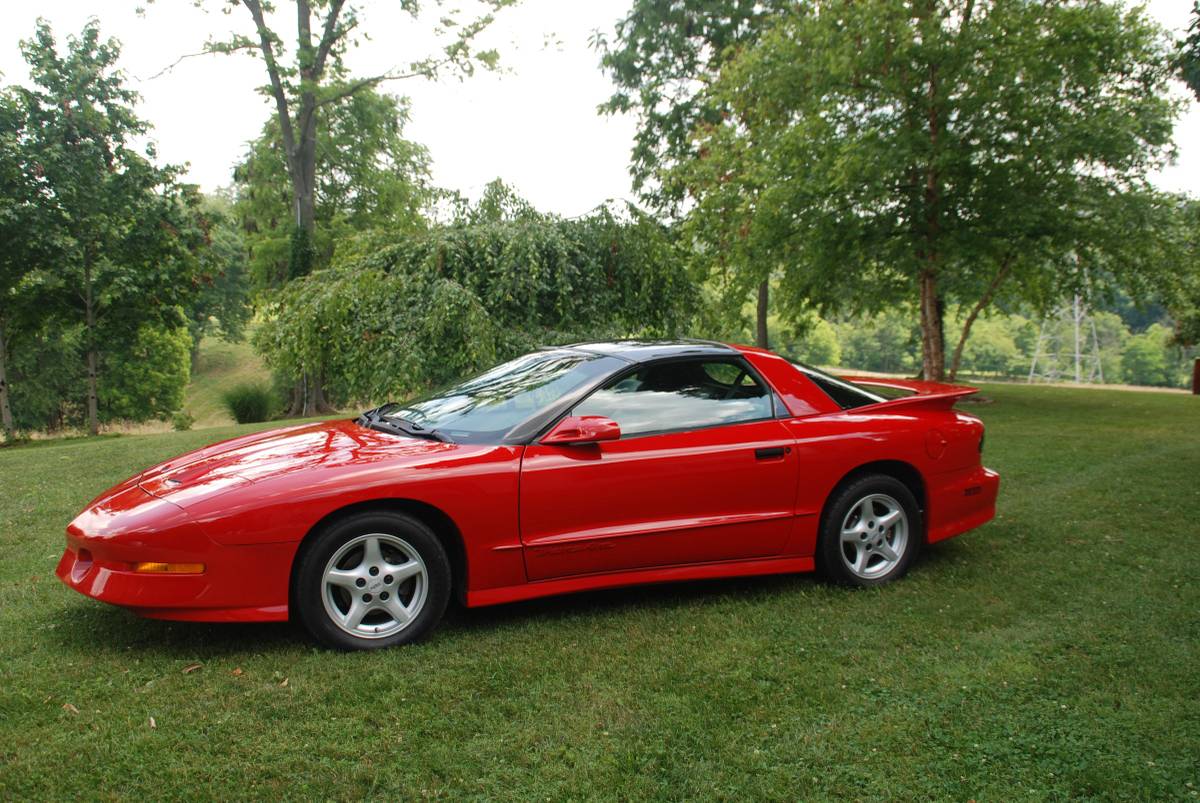 Pontiac-Firebird-trans-am-1995-red