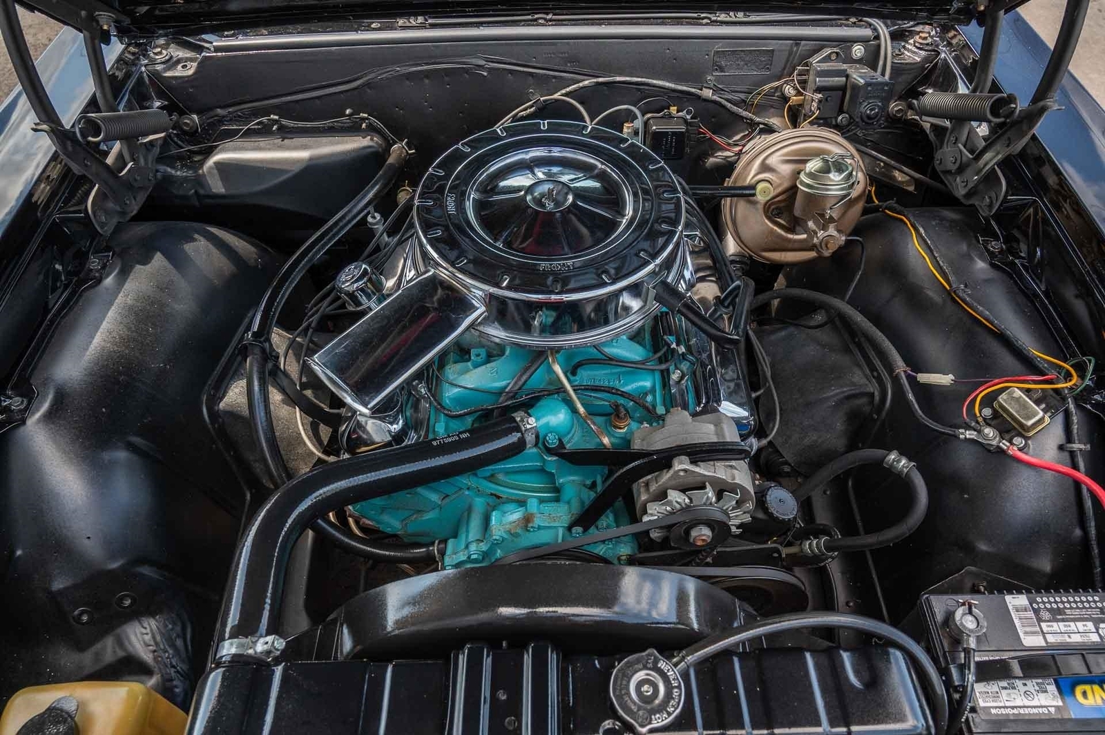 Pontiac-GTO-1964-2-Door-14