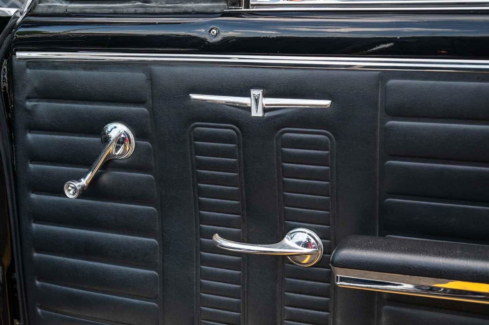 Pontiac-GTO-1964-2-Door-28