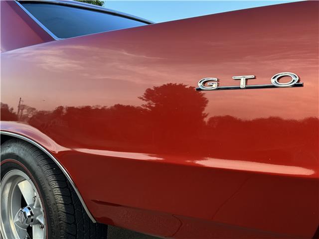 Pontiac-GTO-1964-2-Door-Coupe-16