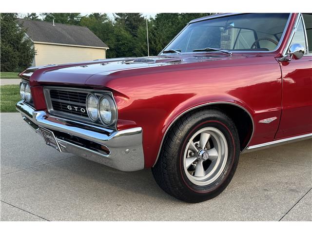 Pontiac-GTO-1964-2-Door-Coupe-18