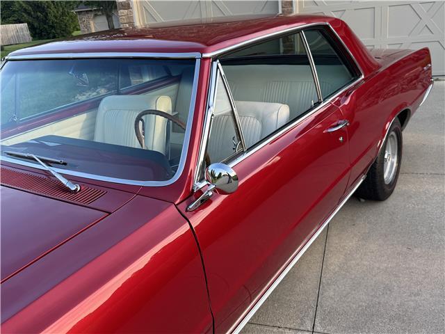 Pontiac-GTO-1964-2-Door-Coupe-23
