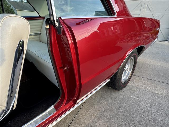 Pontiac-GTO-1964-2-Door-Coupe-26