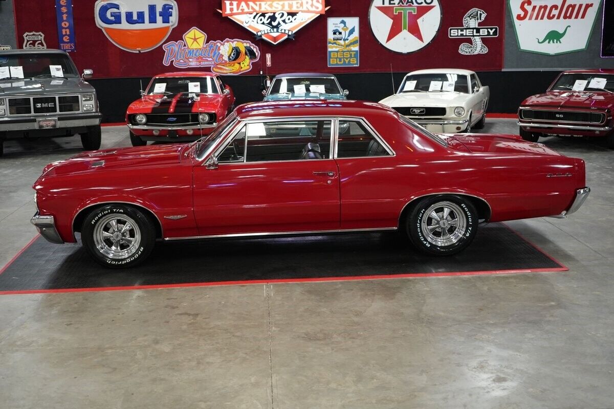 Pontiac-GTO-1964-Coupe-10