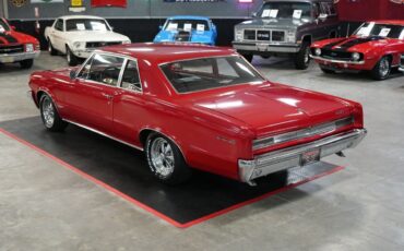Pontiac-GTO-1964-Coupe-12