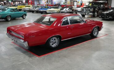 Pontiac-GTO-1964-Coupe-14