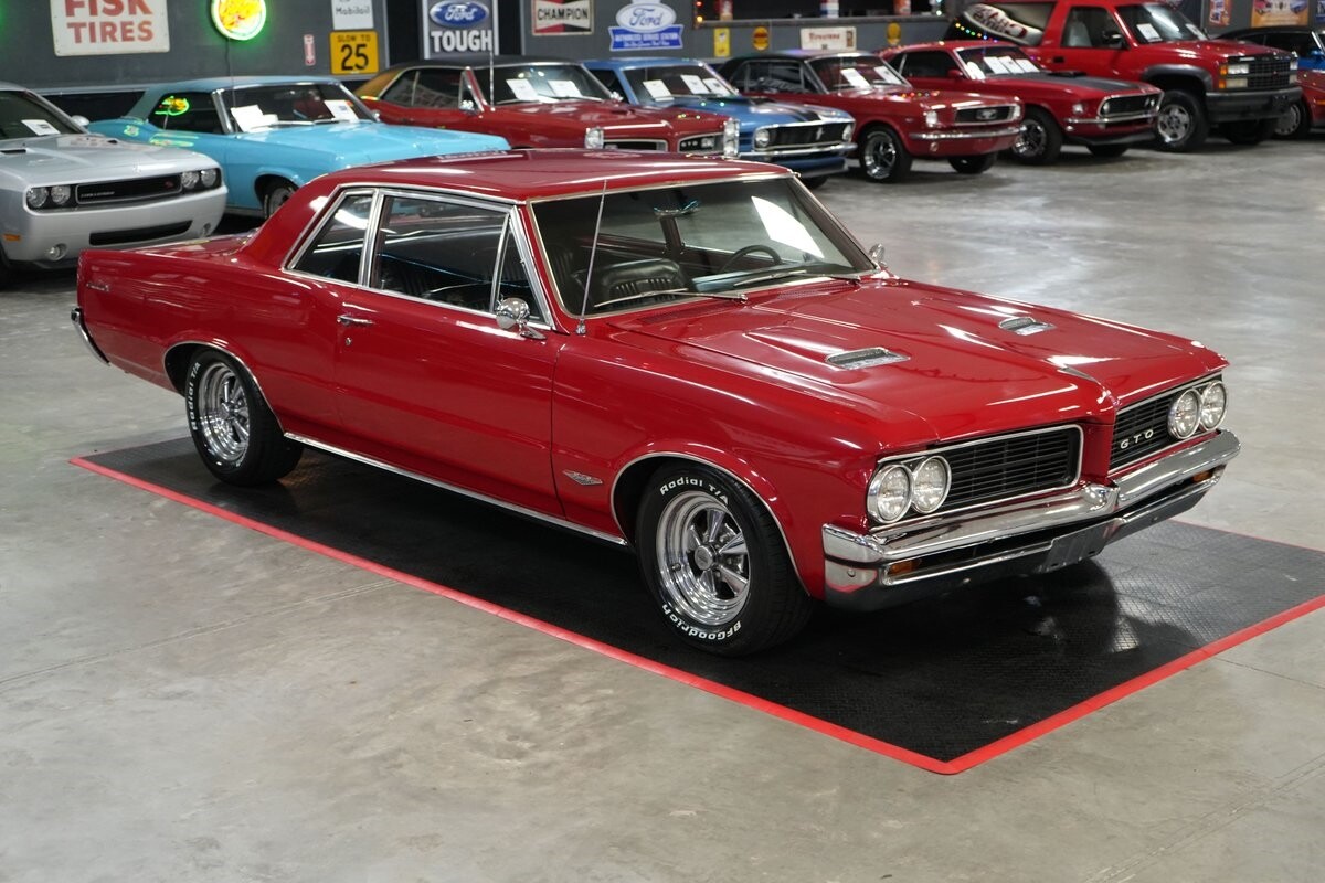 Pontiac-GTO-1964-Coupe-16