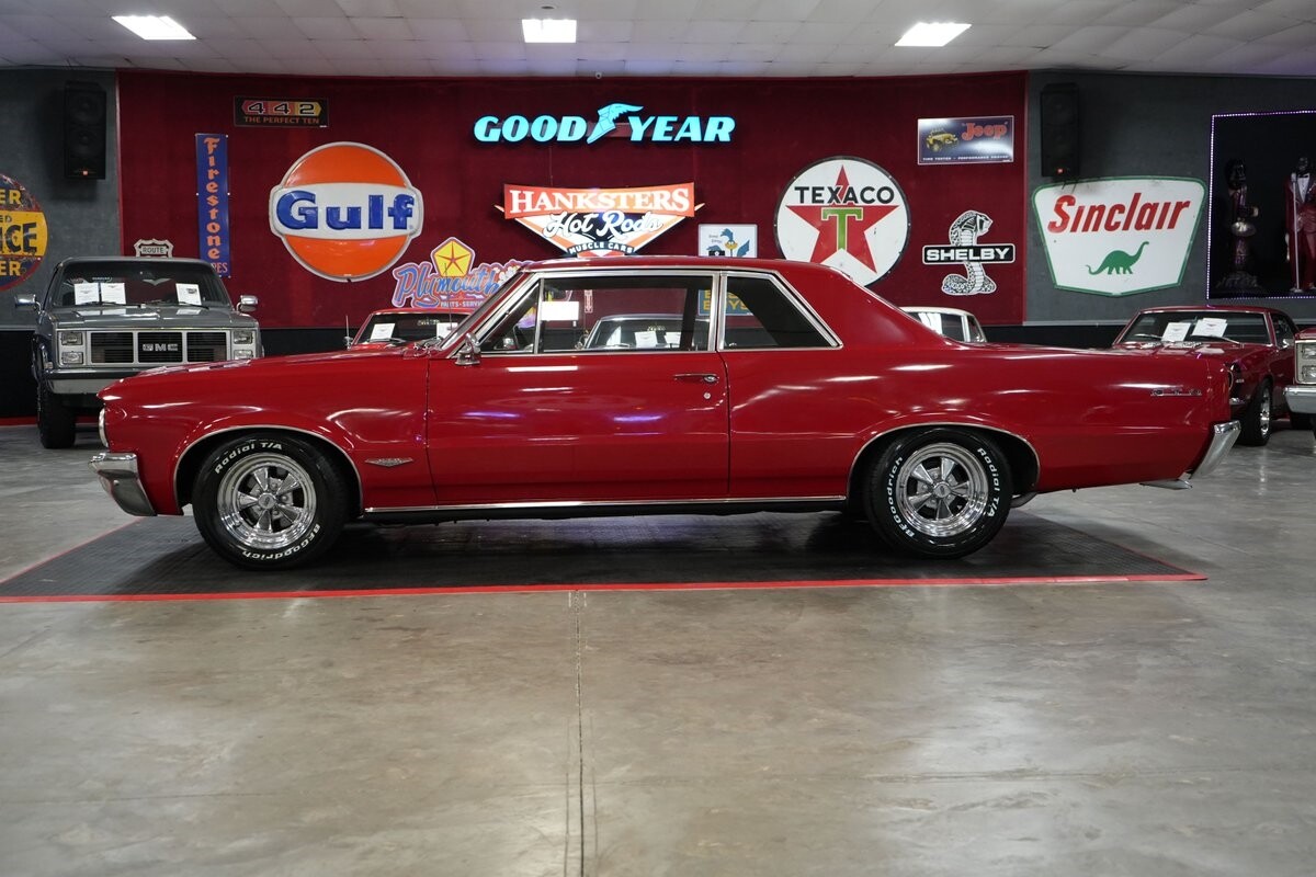Pontiac-GTO-1964-Coupe-19