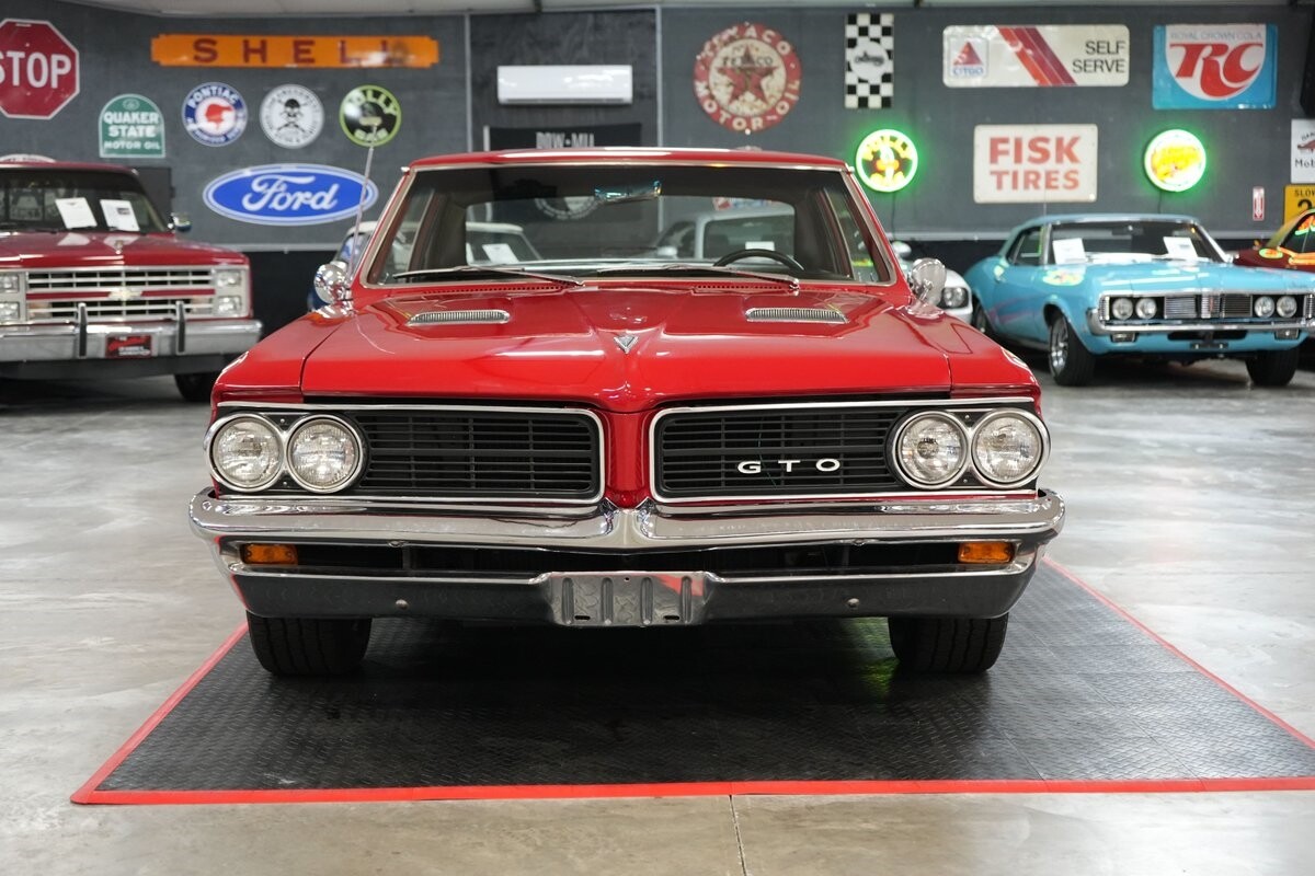 Pontiac-GTO-1964-Coupe-25