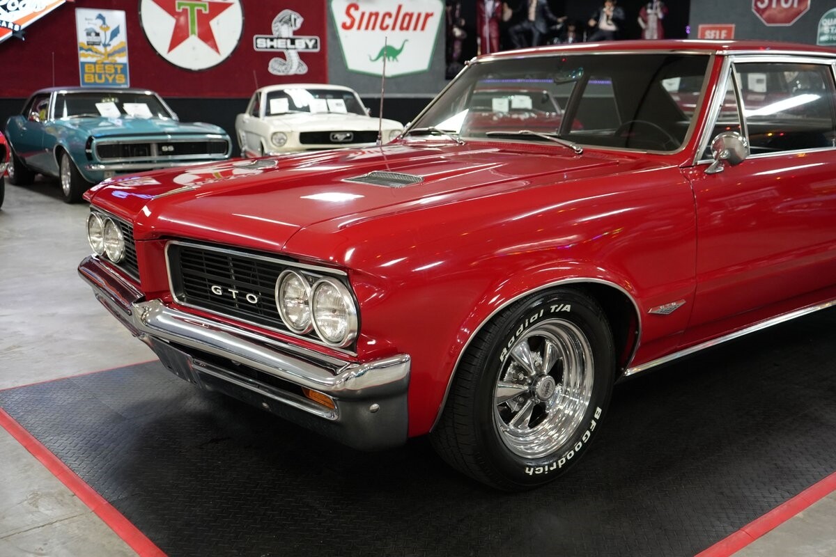Pontiac-GTO-1964-Coupe-26