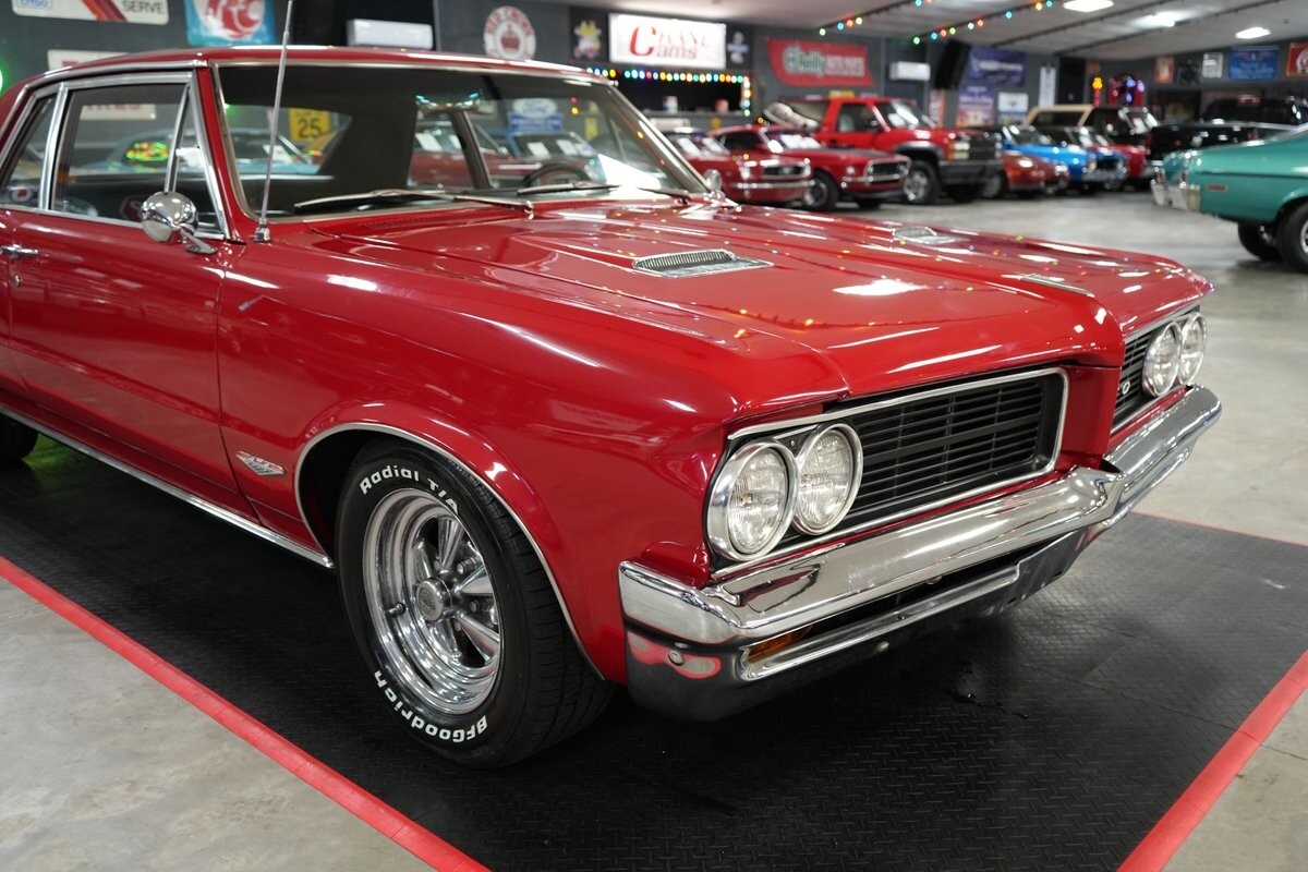 Pontiac-GTO-1964-Coupe-29