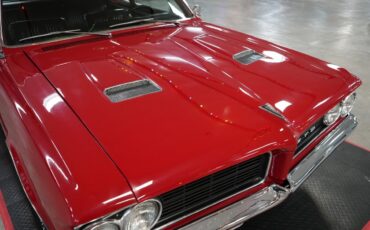 Pontiac-GTO-1964-Coupe-30