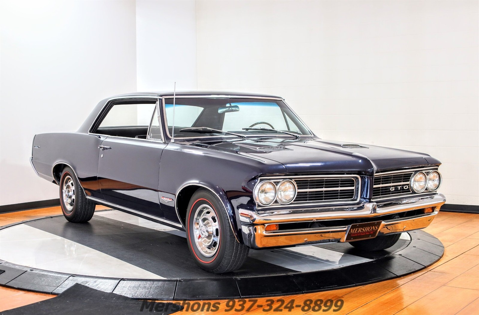 Pontiac-GTO-1964-Coupe-4