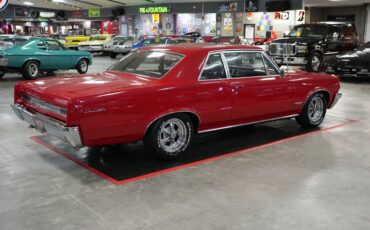 Pontiac-GTO-1964-Coupe-5