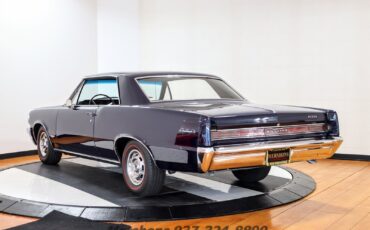 Pontiac-GTO-1964-Coupe-5