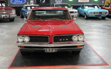 Pontiac-GTO-1964-Coupe-8