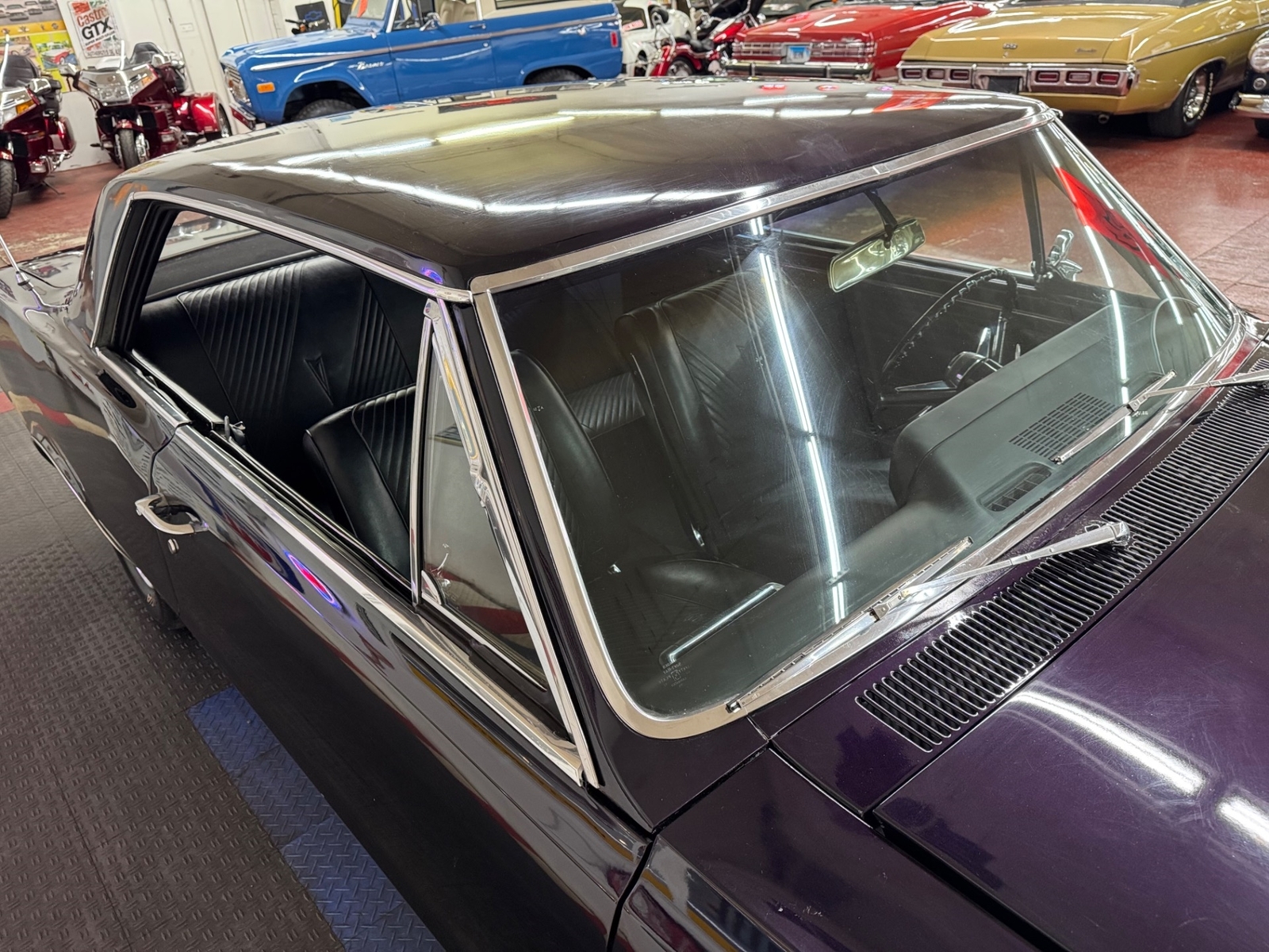 Pontiac-GTO-1965-2-Door-10