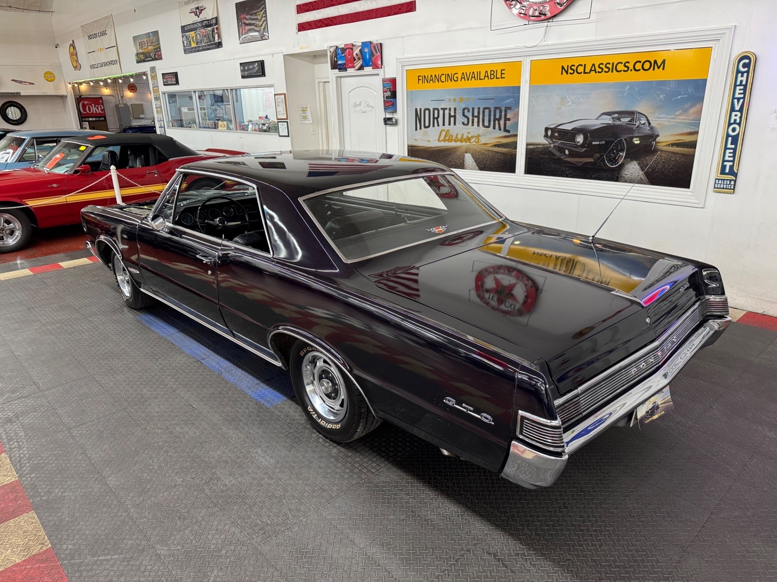 Pontiac-GTO-1965-2-Door-2