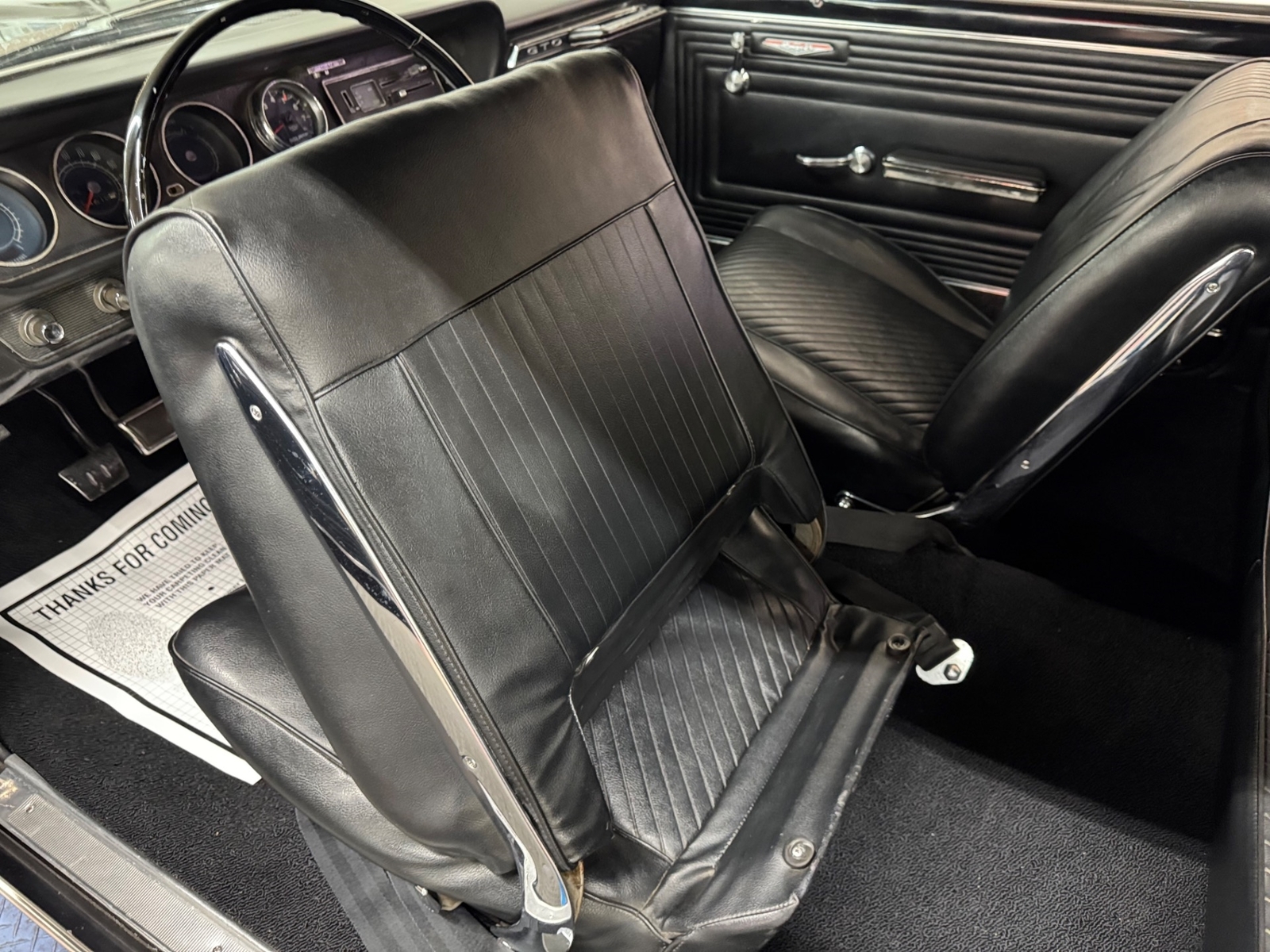 Pontiac-GTO-1965-2-Door-38