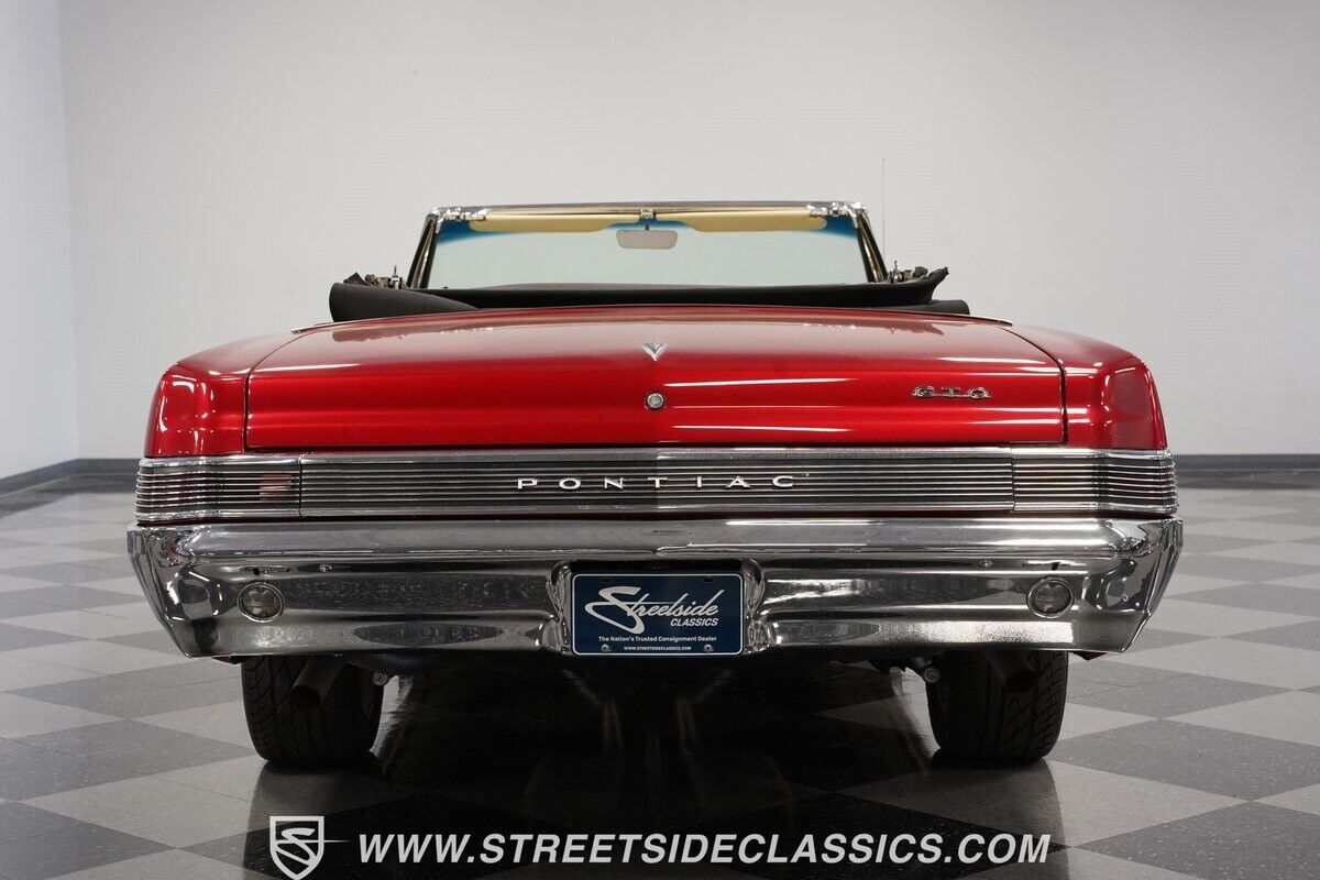 Pontiac-GTO-1965-Convertible-10