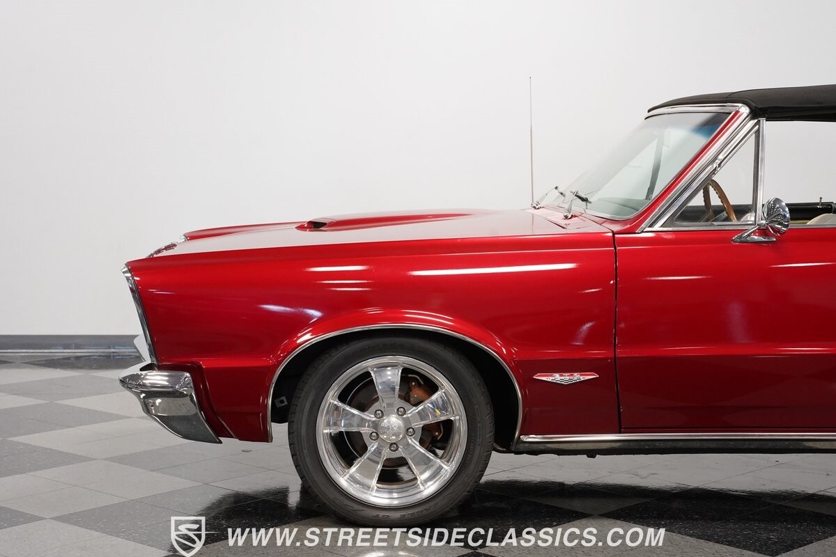 Pontiac-GTO-1965-Convertible-23
