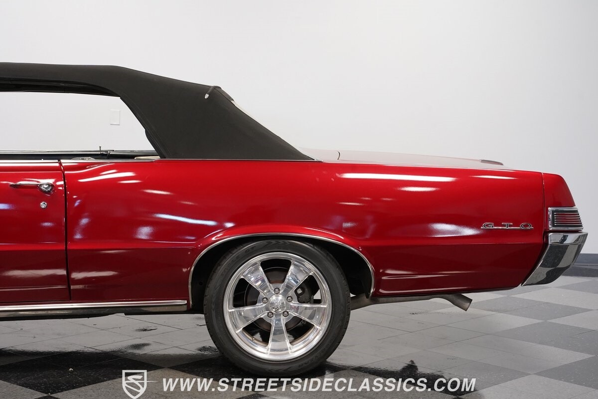Pontiac-GTO-1965-Convertible-24