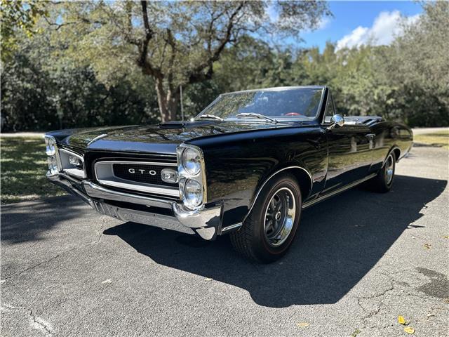 Pontiac-GTO-1966-1