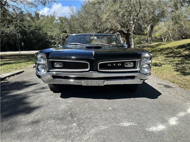 Pontiac-GTO-1966-2