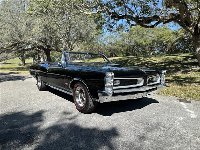 Pontiac-GTO-1966-3