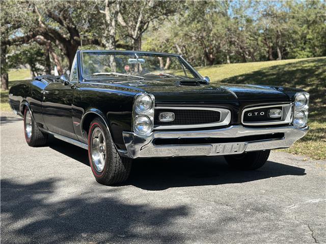 Pontiac-GTO-1966-4
