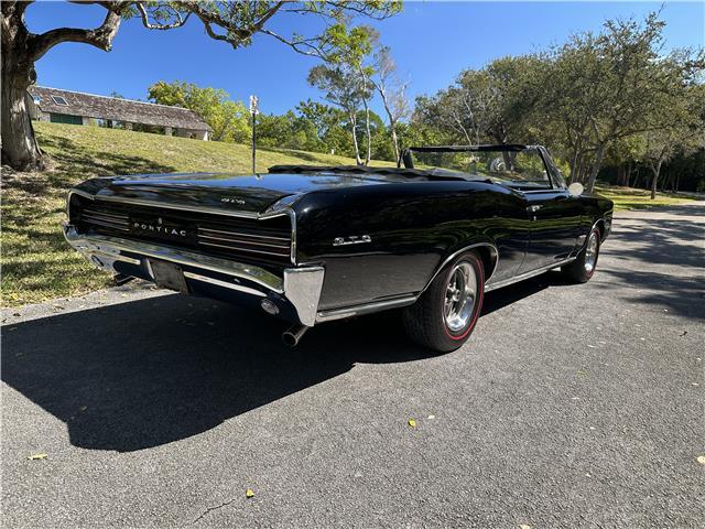 Pontiac-GTO-1966-6