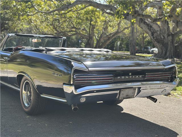 Pontiac-GTO-1966-8