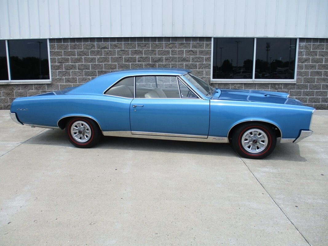 Pontiac-GTO-1967-10