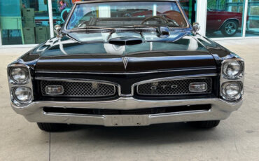 Pontiac-GTO-1967-Convertible-1