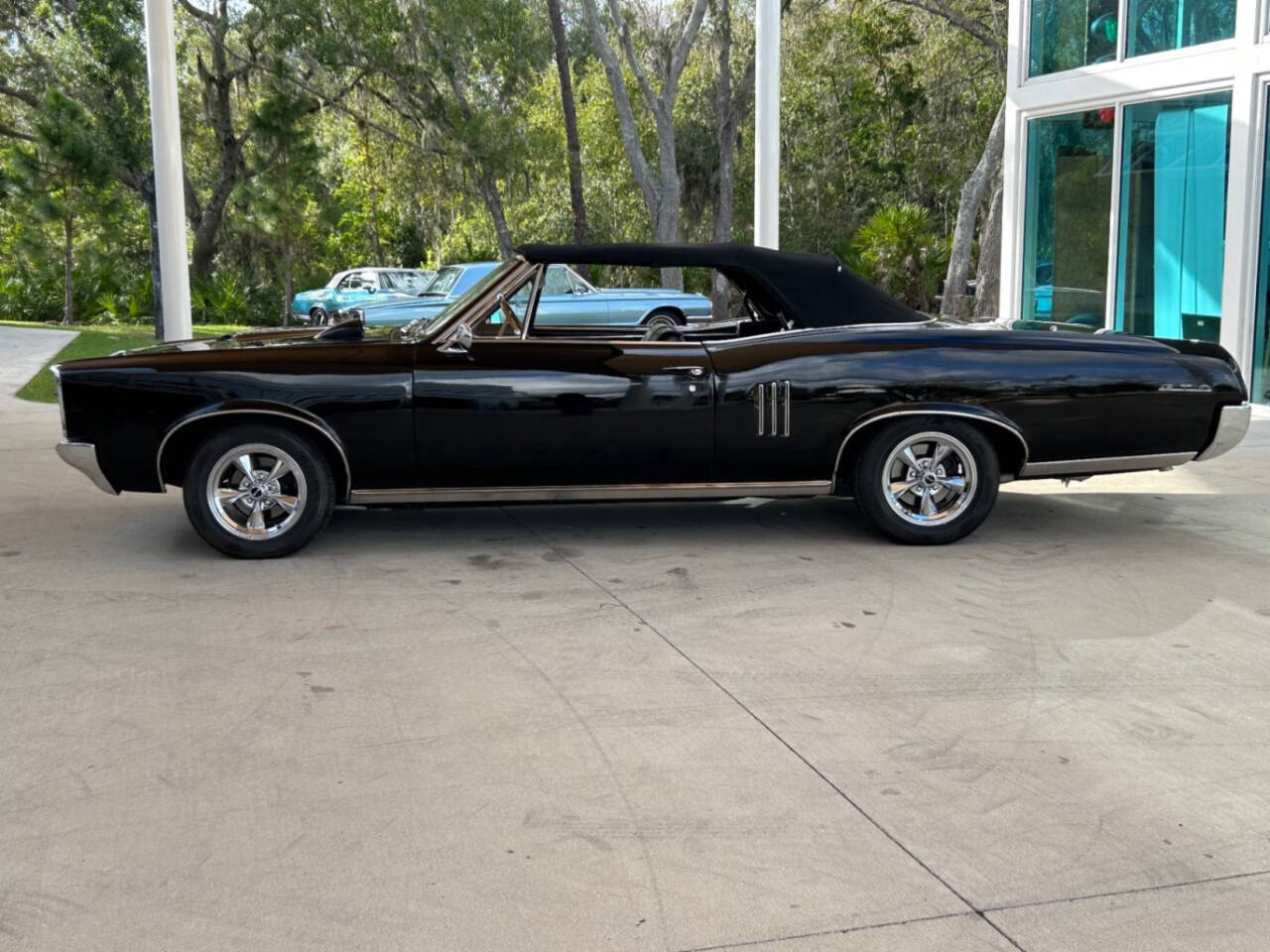 Pontiac-GTO-1967-Convertible-14