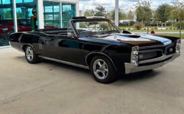 Pontiac-GTO-1967-Convertible-2