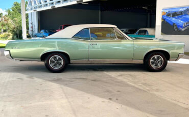 Pontiac-GTO-1967-Convertible-3