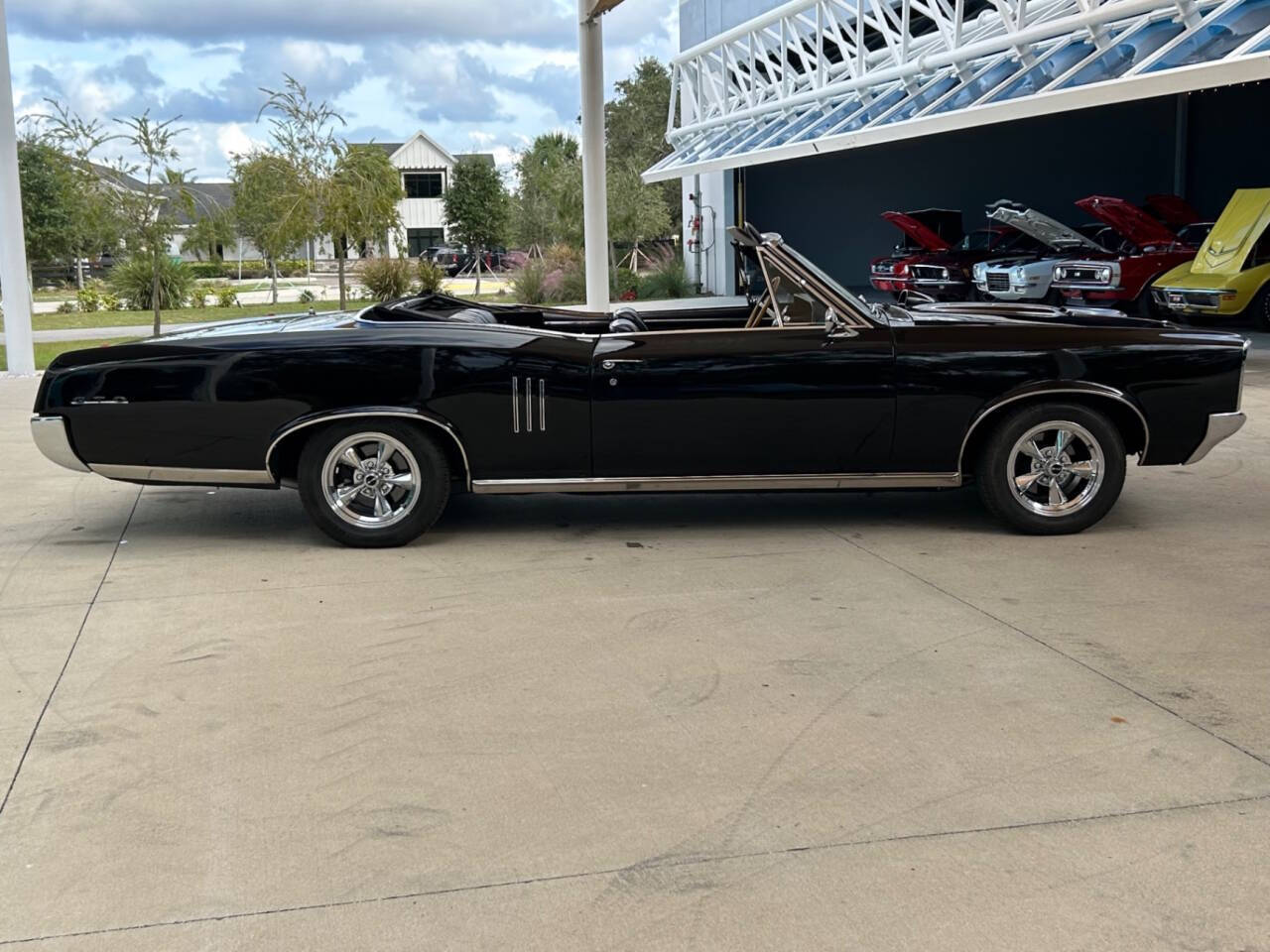 Pontiac-GTO-1967-Convertible-3