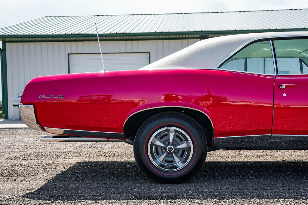 Pontiac-GTO-1967-Coupe-10