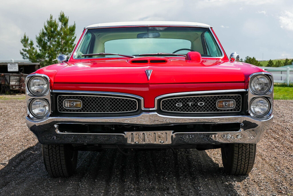 Pontiac-GTO-1967-Coupe-14